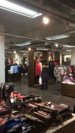 burberry outlet london black friday|burberry factory shop london outlet.